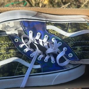 Vans Sk8 Hi- Size 7 - Brand new in box